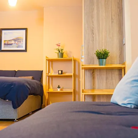 Apartment Cosy Flat Off Centre *