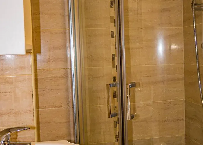 Cosy Flat Off Centre 公寓 *