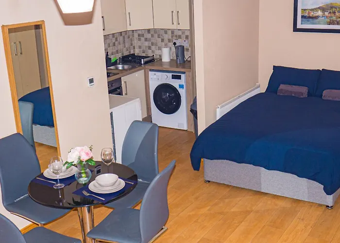 Cosy Flat Off Centre 公寓