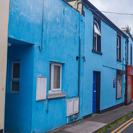 Daire Cosy Flat Off Centre